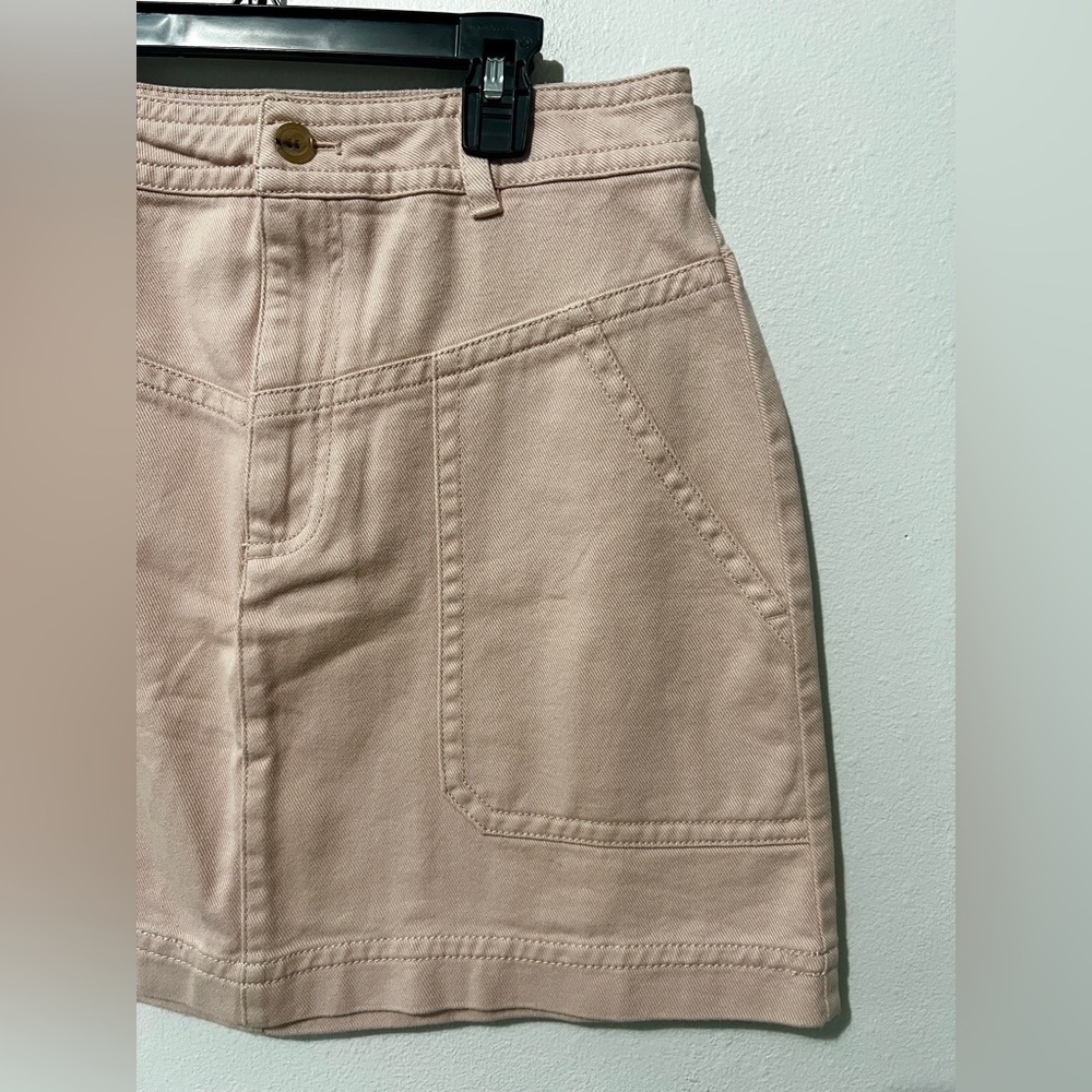 Banana Republic Pastel Pink Denim Mini Skirt - Size 6P (29") - Picture 7 of 9